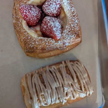 VonHart Goods - Danish and maple bear croissant - Bakeries Near Me - Manson, Washington VonHart Goods - Danish and maple bear croissant - Bakeries Near Me - Manson, Washington