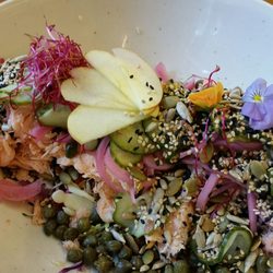 Landcafé - Die Salate sind wunderbar :)