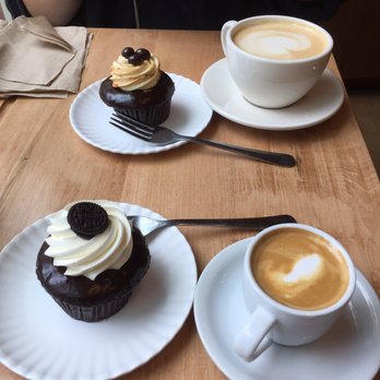 Molly's Cupcakes - Cupcakes Near Me - Chicago, Illinois Molly's Cupcakes - Cupcakes Near Me - Chicago, Illinois