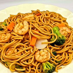 Rinoo - SHRIMP LO MEIN