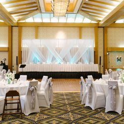 Envisions Weddings - Head Table Backdrop 04.07.18