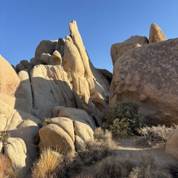 Arch Rock - Hiking Near Me - Twentynine Palms, California