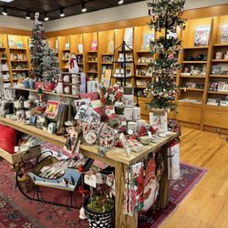 Norfolk Botanical Garden - Gift store