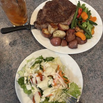 Tish's Restaurant - Salad w/ homemade ranch dressing- Ribeye with house vegetable and red potatoes - American Near Me - Council Bluffs, Iowa