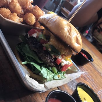 Burger Bench - Diablo Burger - American Near Me - Escondido, California