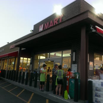 H Mart - Bayside - Main entrance - Korean Near Me - Bayside, New York