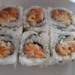 Spicy salmon rolls, a bit too much tempura but still delicious