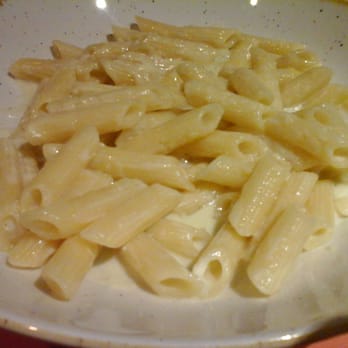 La Locanda - Penne pasta with four cheese sauce - Italian Near Me - Empuriabrava, GI