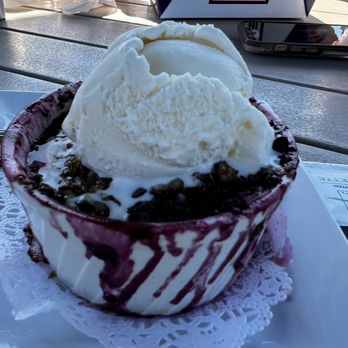 East Bay Grille - Seasonal Berry Crisp - Seafood Near Me - Plymouth, Massachusetts