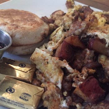 The Root Cellar Cafe - Scrambler with sausage - Breakfast & Brunch Near Me - San Marcos, Texas