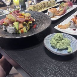 Sushi Rolls Sushi Rolls