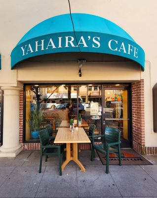 Yahaira's Cafe by null