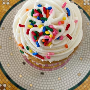Bert's Market - Vanilla cupcake! - Grocery Near Me - Folly Beach, South Carolina