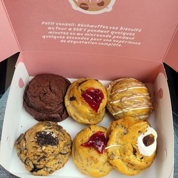 Blonde Biscuiterie - Desserts Near Me - Laval, Quebec