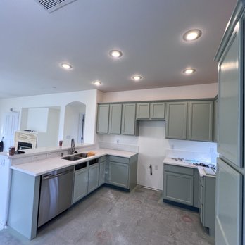 GT Painting - Kitchen Cabinet Painting with Lacquer - Painters Near Me GT Painting - Kitchen Cabinet Painting with Lacquer - Painters Near Me