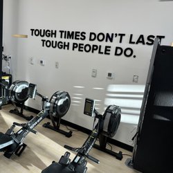 Mayweather Boxing + Fitness - .....