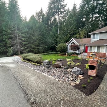 E & B Landscaping - Landscaping Near Me