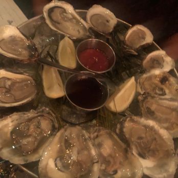 Off The Hook Raw Bar & Grill - Oysters (half Wellfleet and half house). - Seafood Near Me - Astoria, New York Off The Hook Raw Bar & Grill - Oysters (half Wellfleet and half house). - Seafood Near Me - Astoria, New York