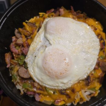 Cozy Corner - Meat Lovers Skillet - Pancakes Near Me - Chicago, Illinois Cozy Corner - Meat Lovers Skillet - Pancakes Near Me - Chicago, Illinois