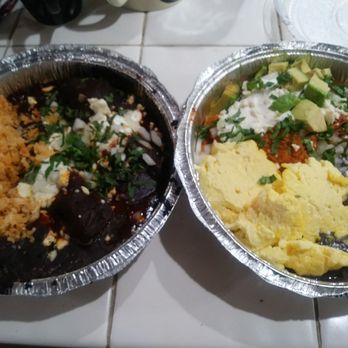 Sonoma Eats - Chicken Mole & Breakfast Chilaquiles - Mexican Near Me - Sonoma, California Sonoma Eats - Chicken Mole & Breakfast Chilaquiles - Mexican Near Me - Sonoma, California