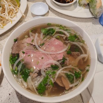 Pho Tasty - Pho with rare steak, brisket, & Flank - Vietnamese Near Me - Artesia, California Pho Tasty - Pho with rare steak, brisket, & Flank - Vietnamese Near Me - Artesia, California