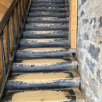 Montréal Poutine - Stairway up to restaurant - Poutineries Near Me - Montreal, Quebec Montréal Poutine - Stairway up to restaurant - Poutineries Near Me - Montreal, Quebec