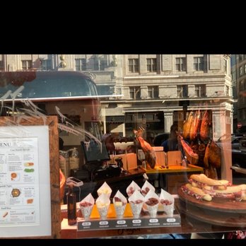 Casa Manolo - Mon - Wine Bars Near Me - London, XGL Casa Manolo - Mon - Wine Bars Near Me - London, XGL