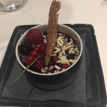 Via Graça - White chocolate panacotta - Restaurants Near Me - Lisbon, 11 Via Graça - White chocolate panacotta - Restaurants Near Me - Lisbon, 11