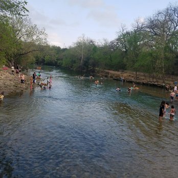 Barton Springs Pool - Swimming Pools Near Me - Austin, Texas Barton Springs Pool - Swimming Pools Near Me - Austin, Texas