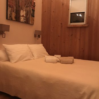 Coup 2 Foudres - Comfy bed, cute little window. - Bed & Breakfast Near Me - Saint-Jean-de-Blaignac, 33