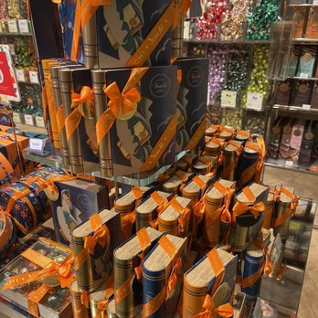 Venchi - Venchi: chocolates here are good - Chocolatiers & Shops Near Me - McLean, Virginia