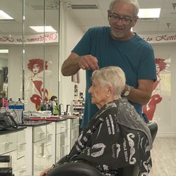 Kenida’s Salon - Alan is doing his thing.