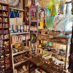 Art Gecko - Beautiful selection.