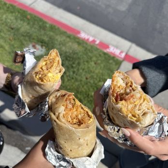 Baran's 2239 - Bacon burrito and chorizo burritos - New American Near Me - Hermosa Beach, California
