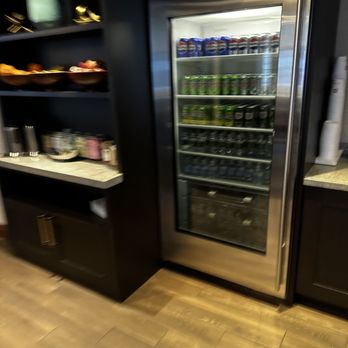 JW Marriott Executive Lounge - Hotels Near Me - Chicago, Illinois JW Marriott Executive Lounge - Hotels Near Me - Chicago, Illinois
