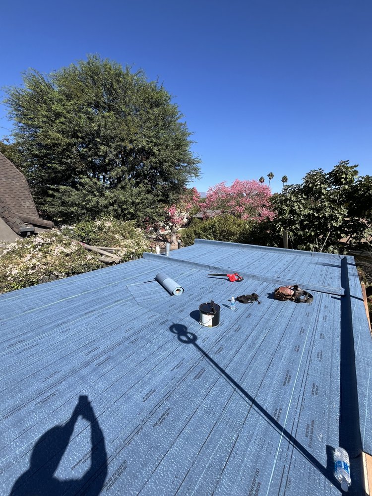 Slide of Francisco's Roofing