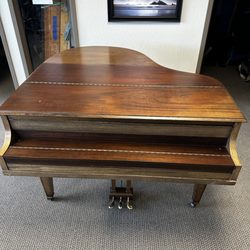 Jacobson Transfer Piano Movers - Small Grand Piano for sale model # 106270 good condition $800.00 
call 925)776-5790