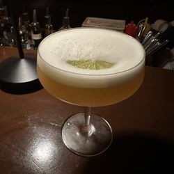 Hotel Bar - Pineapple daquiri