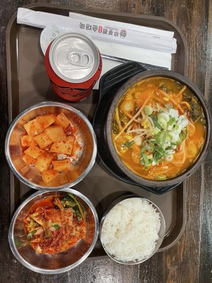 Moobongri Soondae (무봉리 순대국 샌디에고) by null