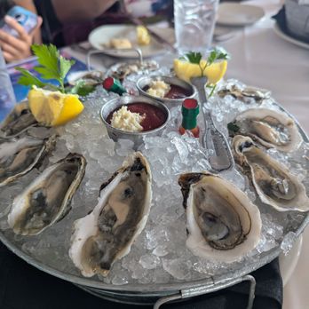 Chart House - Oyster Sampler - Seafood Near Me - Weehawken, New Jersey