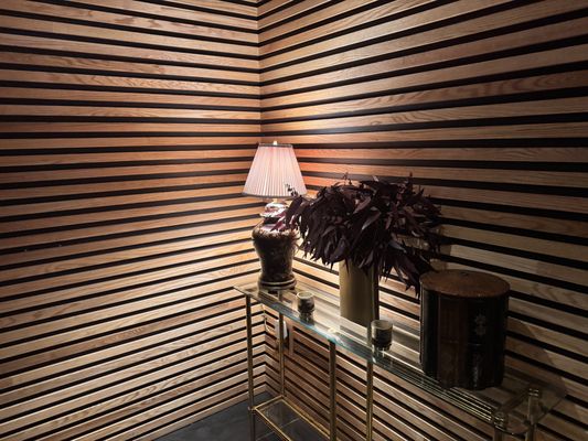 L'Avant-Garde by null