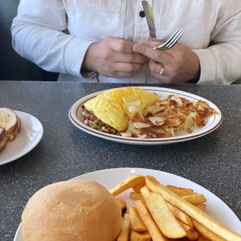 Chubby's Diner - Chubby's burger and ultimate omelet - Breakfast & Brunch Near Me - Roseville, California Chubby's Diner - Chubby's burger and ultimate omelet - Breakfast & Brunch Near Me - Roseville, California