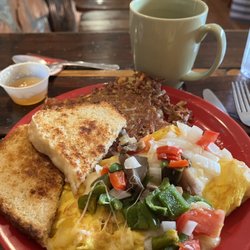 Southern Hills Diner - Veggie omelette, homemade sourdough toast, hash browns and Twinings English Breakfast Tea with honey.