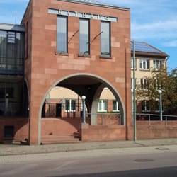 Gemeinde Heusweiler - Foto von der Straße aus.