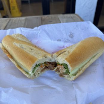Cali Baguette Express - Lemongrass beef sandwich - Vietnamese Near Me - San Diego, California Cali Baguette Express - Lemongrass beef sandwich - Vietnamese Near Me - San Diego, California
