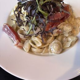 Tortellini pasta