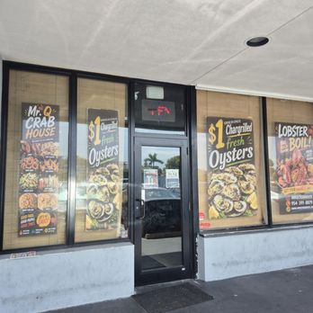 Mr. Q Crab House - Seafood Near Me - Hollywood, Florida Mr. Q Crab House - Seafood Near Me - Hollywood, Florida
