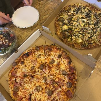 Bacio Pizzeria - 14" CRISPUS ATTUCKS - Pizza Near Me - Washington, DC, District of Columbia