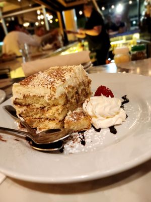Crust Simply Italian Gilbert by null