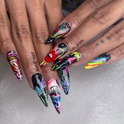Julia Nail Art - Very intricate set but it can always be done. Check out my IG @julia_jjnails